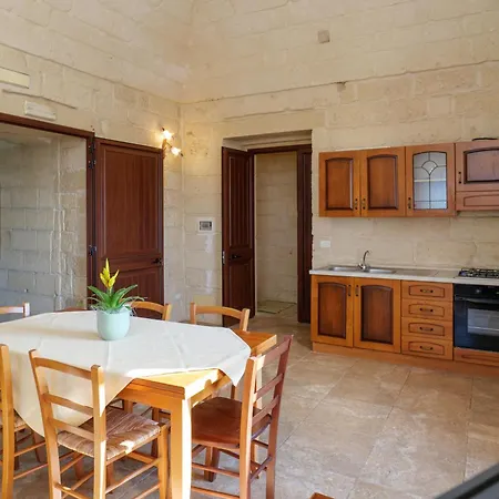 Masseria Furca Guest house *